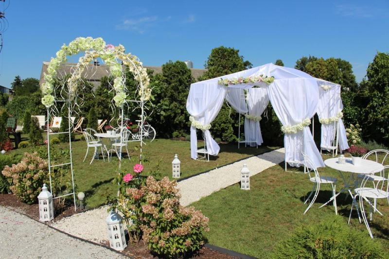 Restauracja Hotel Kassandra Wrzesnia Ngoại thất bức ảnh