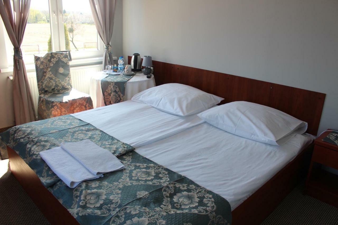 Restauracja Hotel Kassandra Wrzesnia Ngoại thất bức ảnh