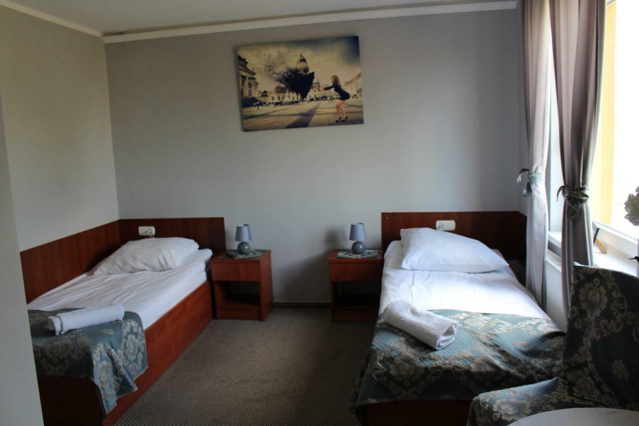 Restauracja Hotel Kassandra Wrzesnia Ngoại thất bức ảnh