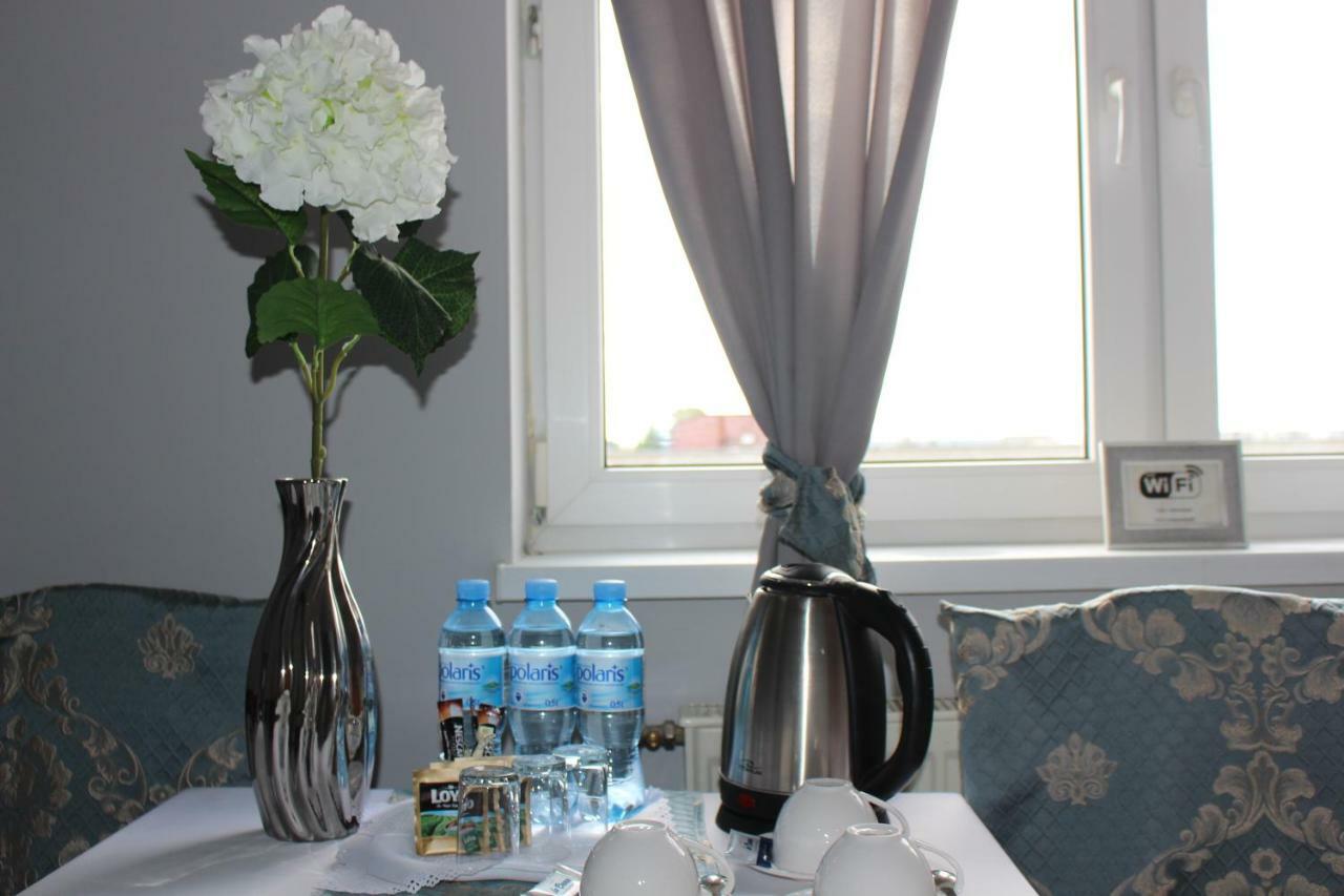 Restauracja Hotel Kassandra Wrzesnia Ngoại thất bức ảnh