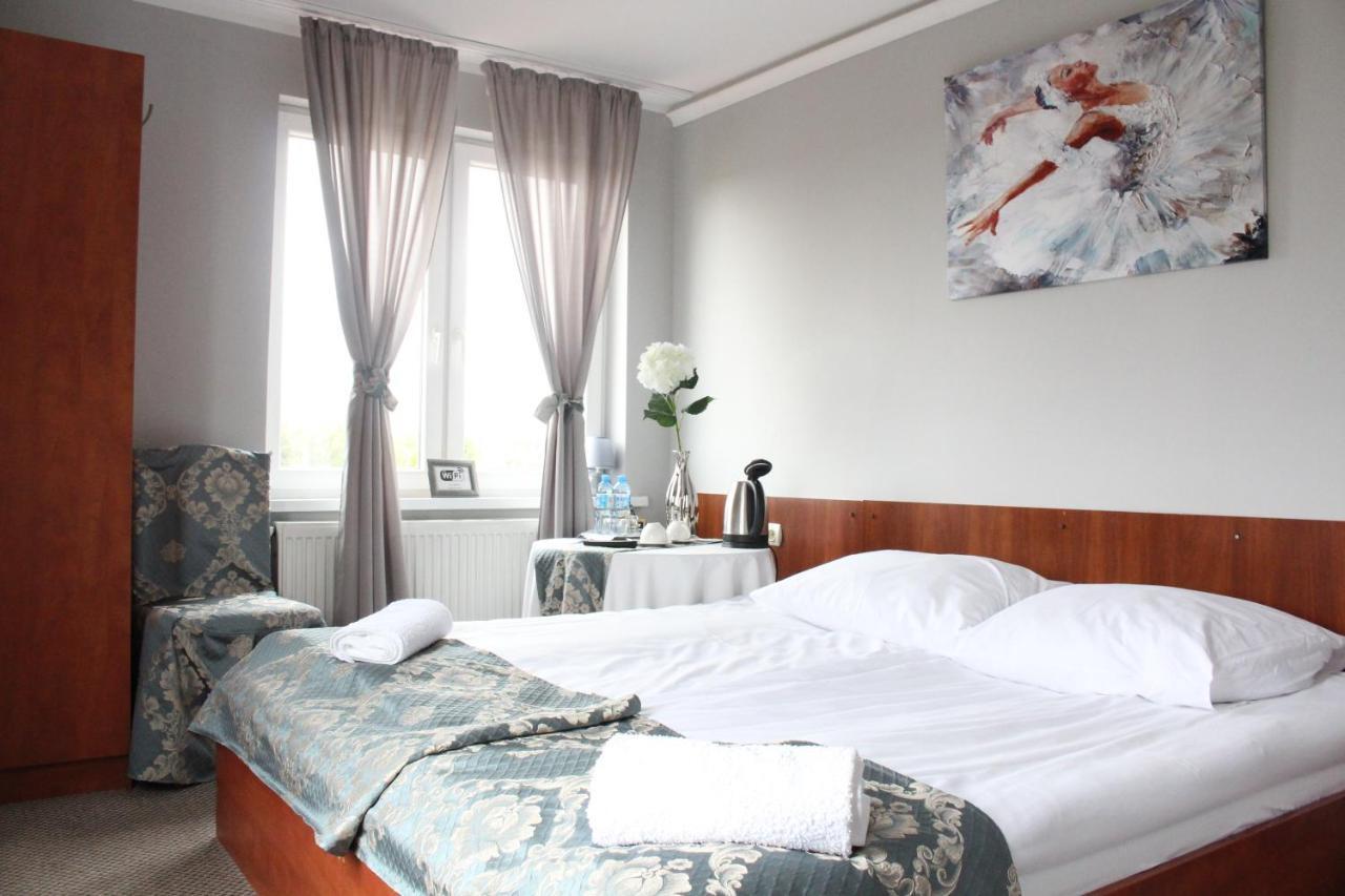 Restauracja Hotel Kassandra Wrzesnia Ngoại thất bức ảnh