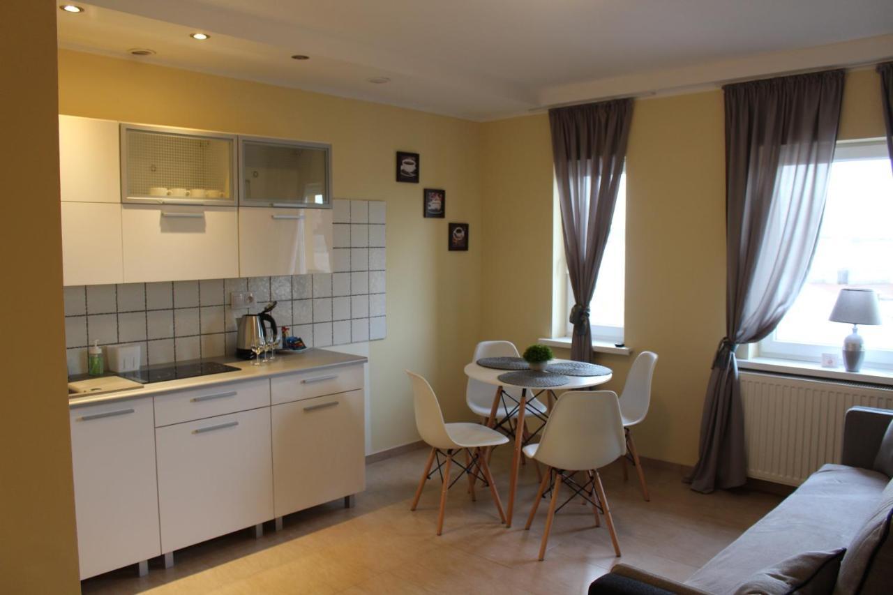 Restauracja Hotel Kassandra Wrzesnia Ngoại thất bức ảnh